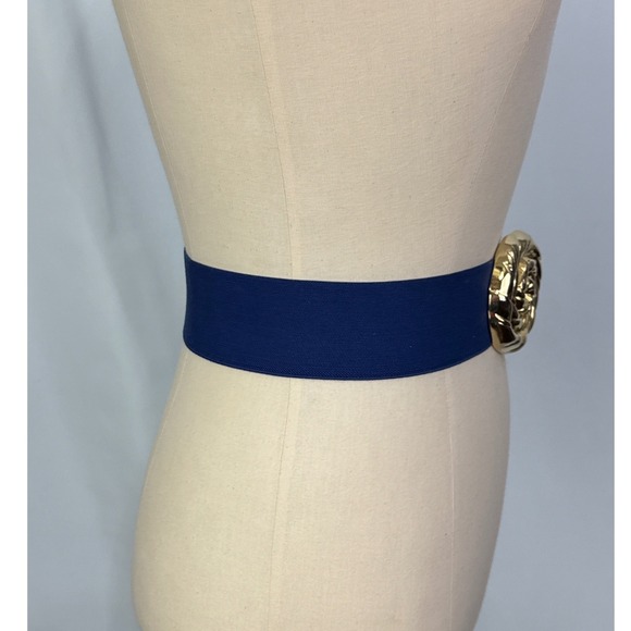 Vintage 1985 Pearl Blue Elastic Cinch Belt Gold Swirl Buckle Medium 26-28 Waist - Picture 2 of 12